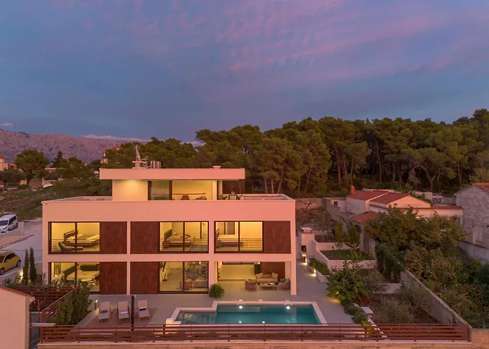 Remi Villa Sumartin