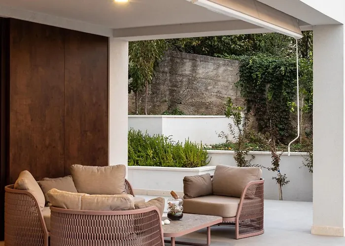 Remi Villa Sumartin