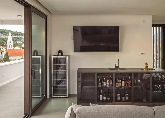 Remi سومارتين