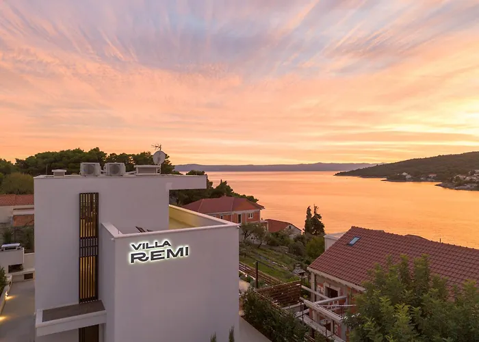 فيلة Remi سومارتين